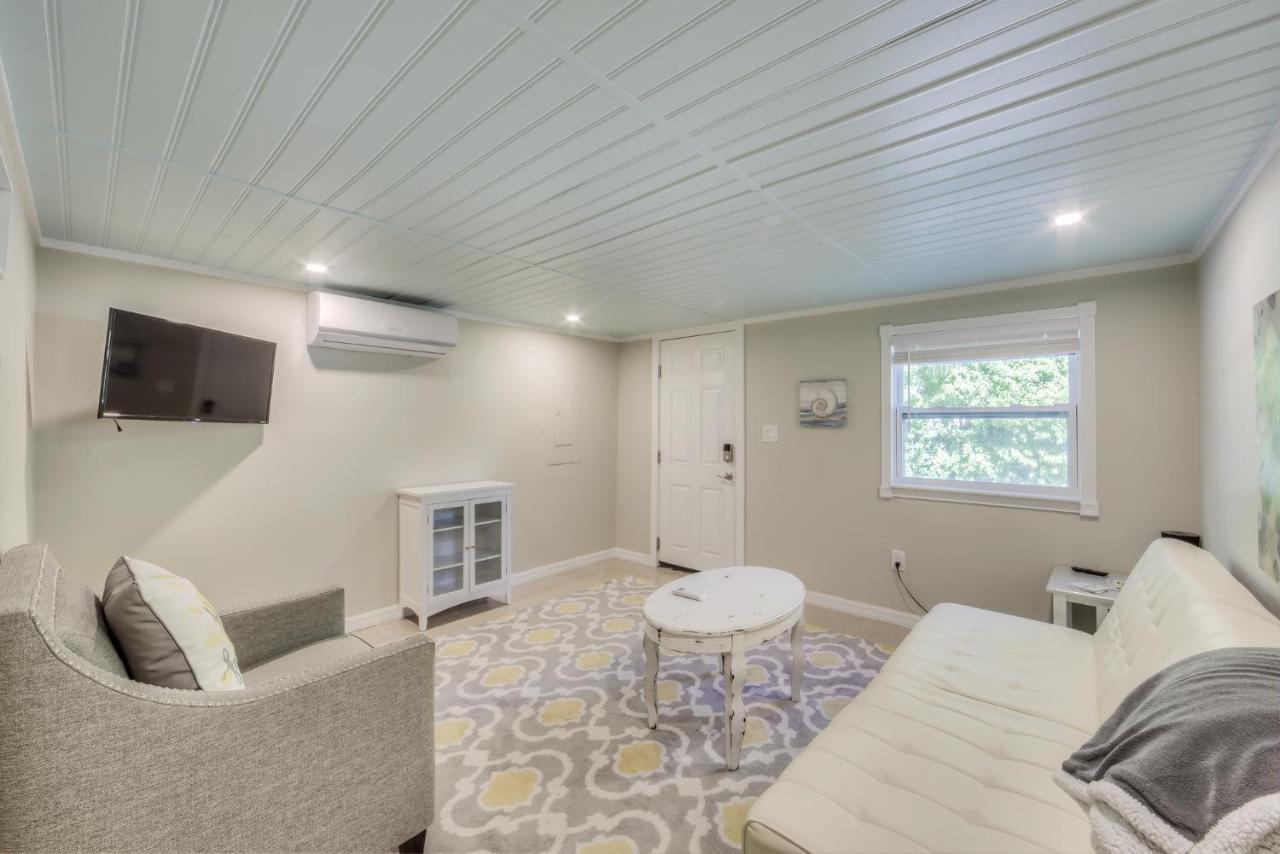 Matanzas Retreat On The Canal Fort Myers Beach Exterior photo
